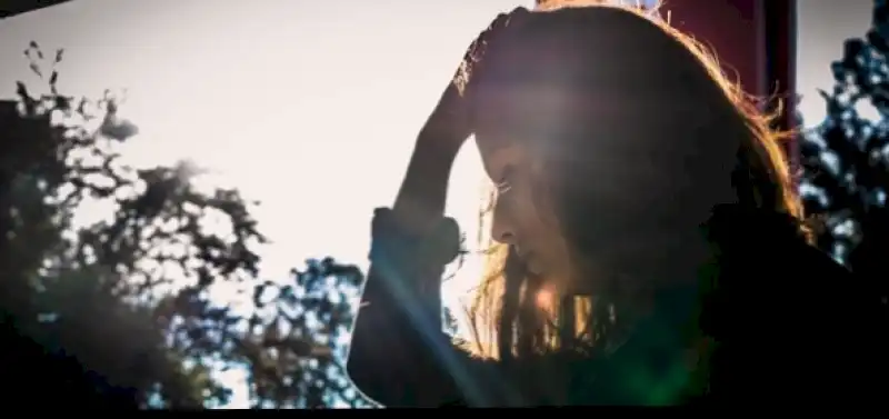 Descubre el Orbiting: ¿Qué significa y cómo afecta tus relaciones?